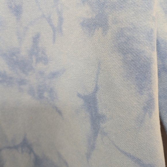 TOMMY HILFIGER BLUE TIE DYE SWEATER SIZE SMALL OVERSIZED - Picture 4 of 5